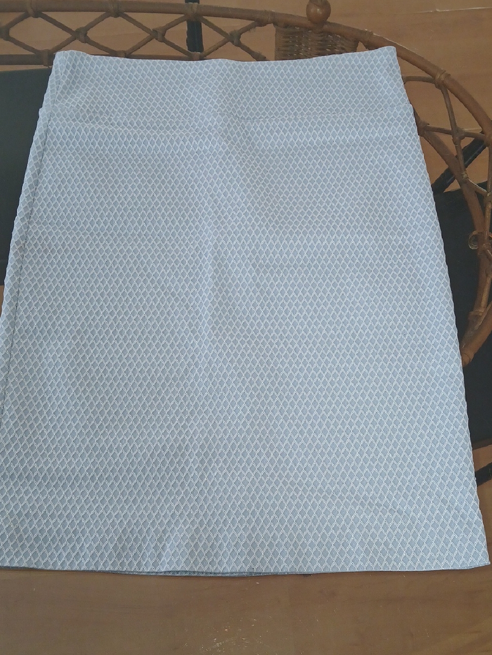 Margaret M.  SIZE medium. Light Blue Diamond-Textured Women's Skirt.